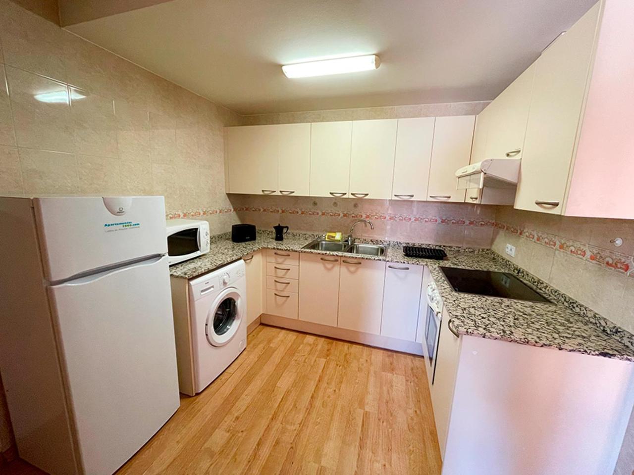 Apartamentos Pantebre 3000 Pas De La Casa Exteriör bild